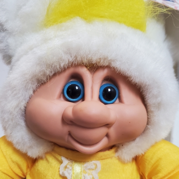 Vintage 1992 Easter BUNNY TROLL plush doll, 90s yellow hair troll with Bunny ear - Picture 9 of 9